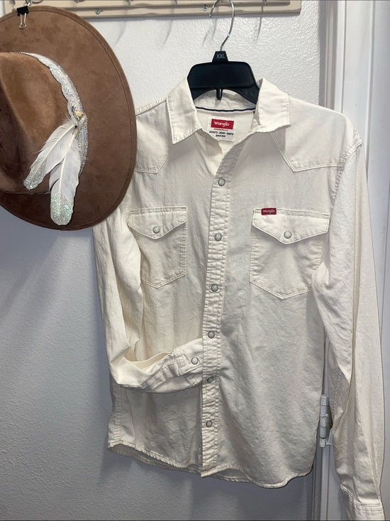 Wrangler Other - 🍁Wrangler be Cream Pearl Snap🍁